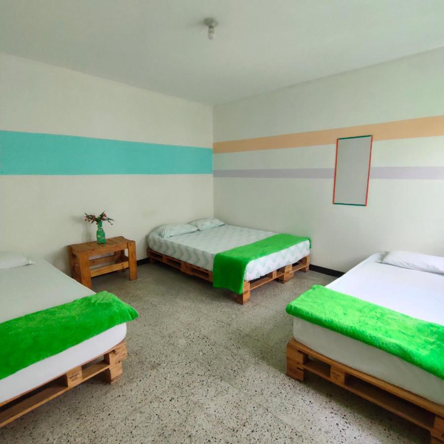 Hostal Rich Medellin Luaran gambar