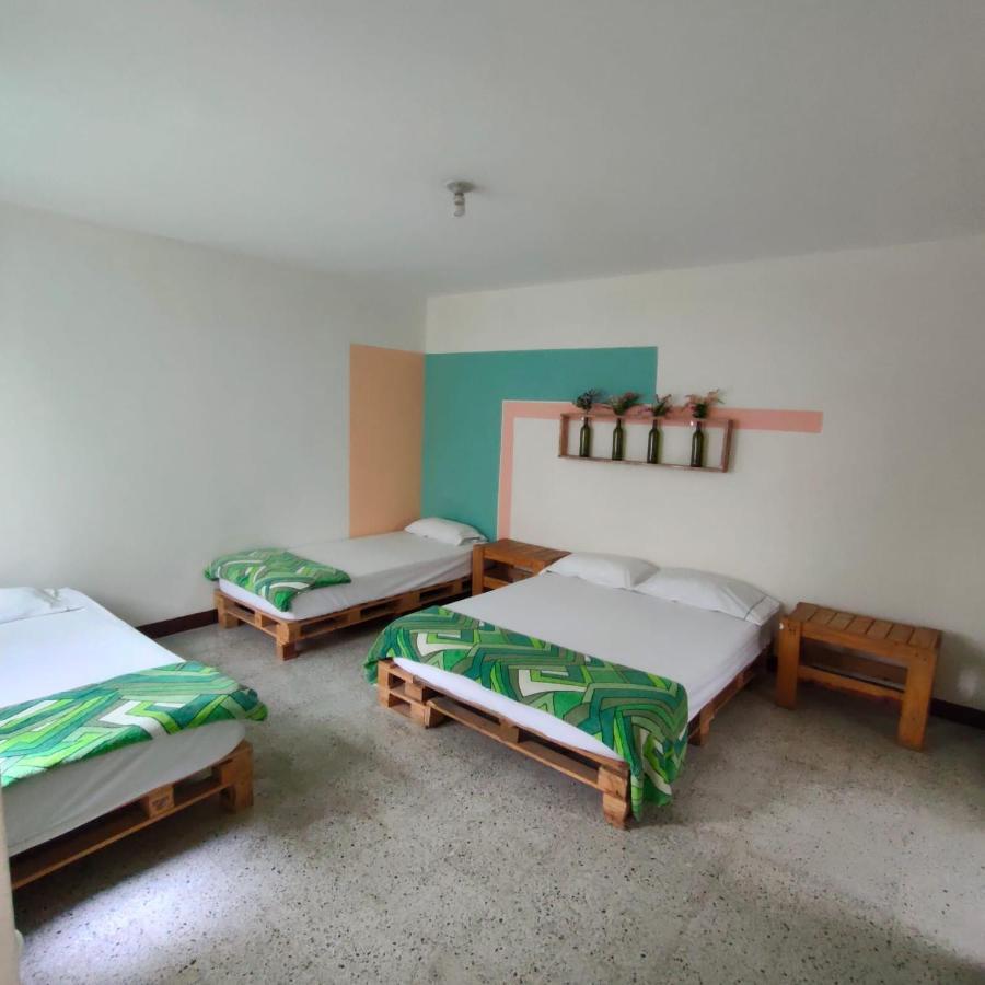 Hostal Rich Medellin Luaran gambar