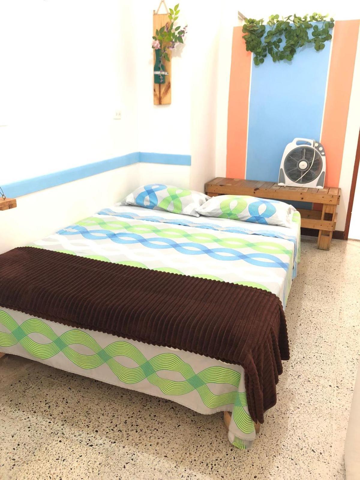 Hostal Rich Medellin Luaran gambar