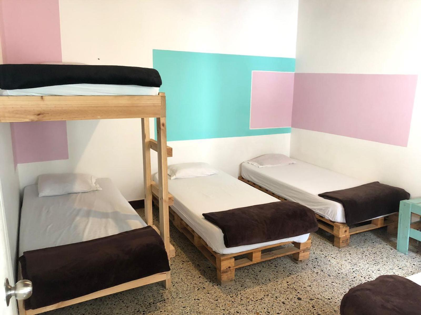 Hostal Rich Medellin Luaran gambar