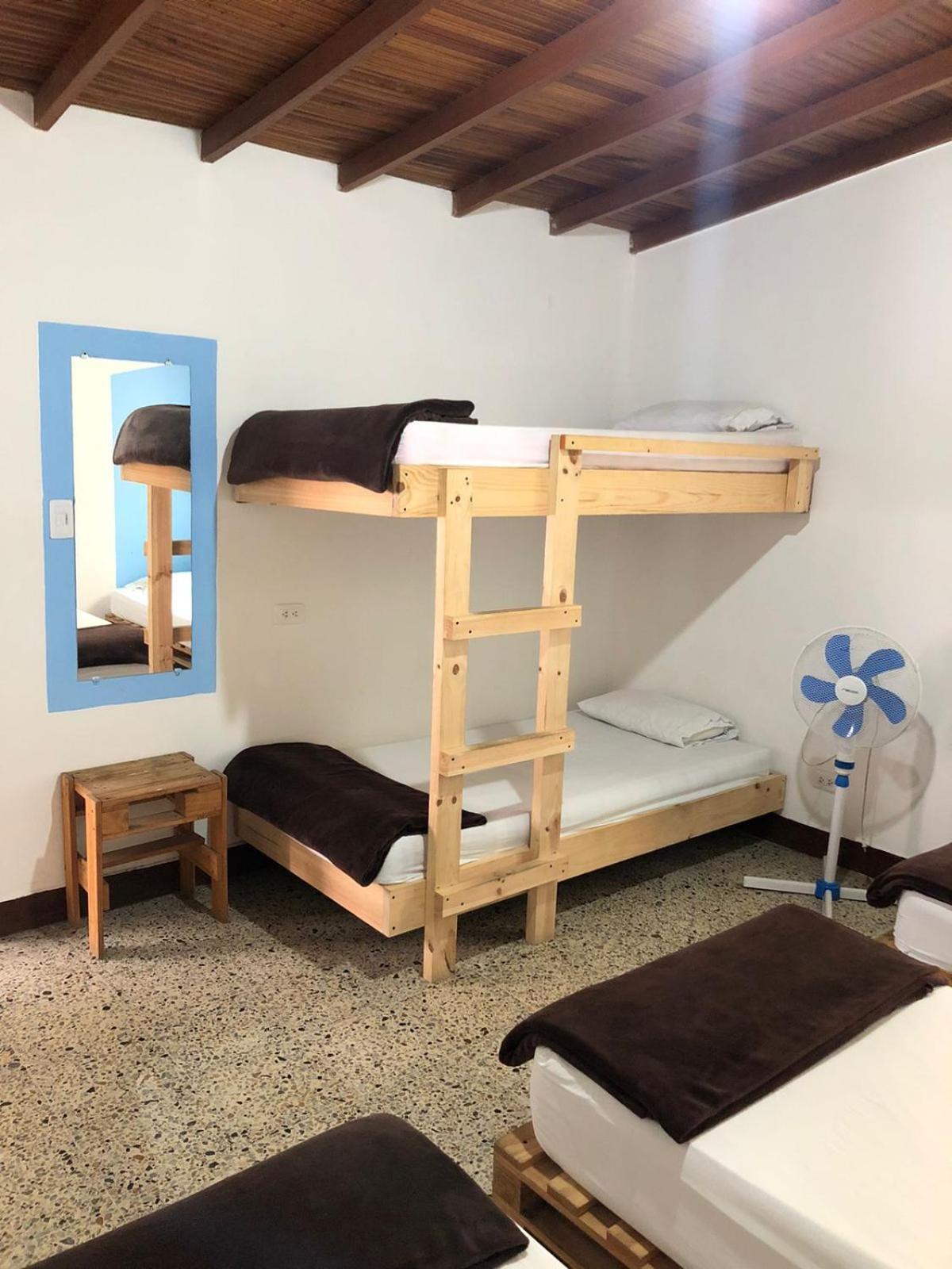 Hostal Rich Medellin Luaran gambar