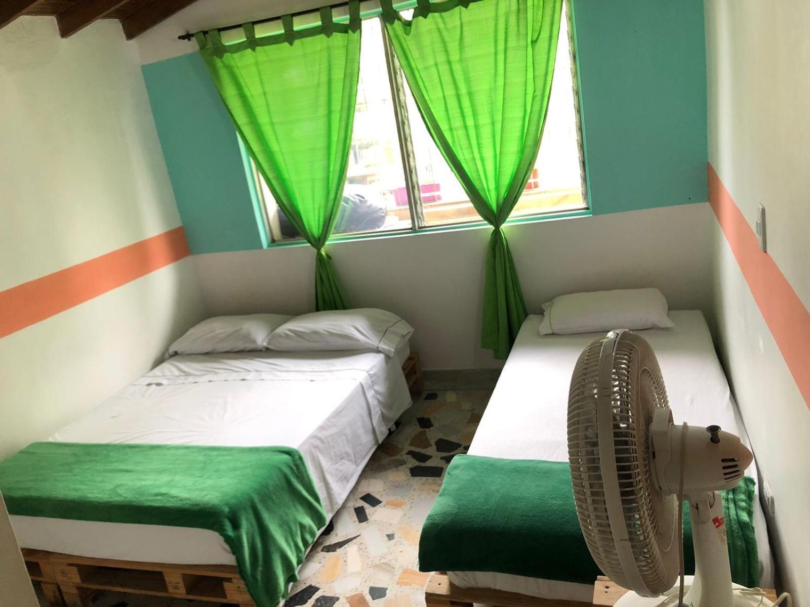 Hostal Rich Medellin Luaran gambar