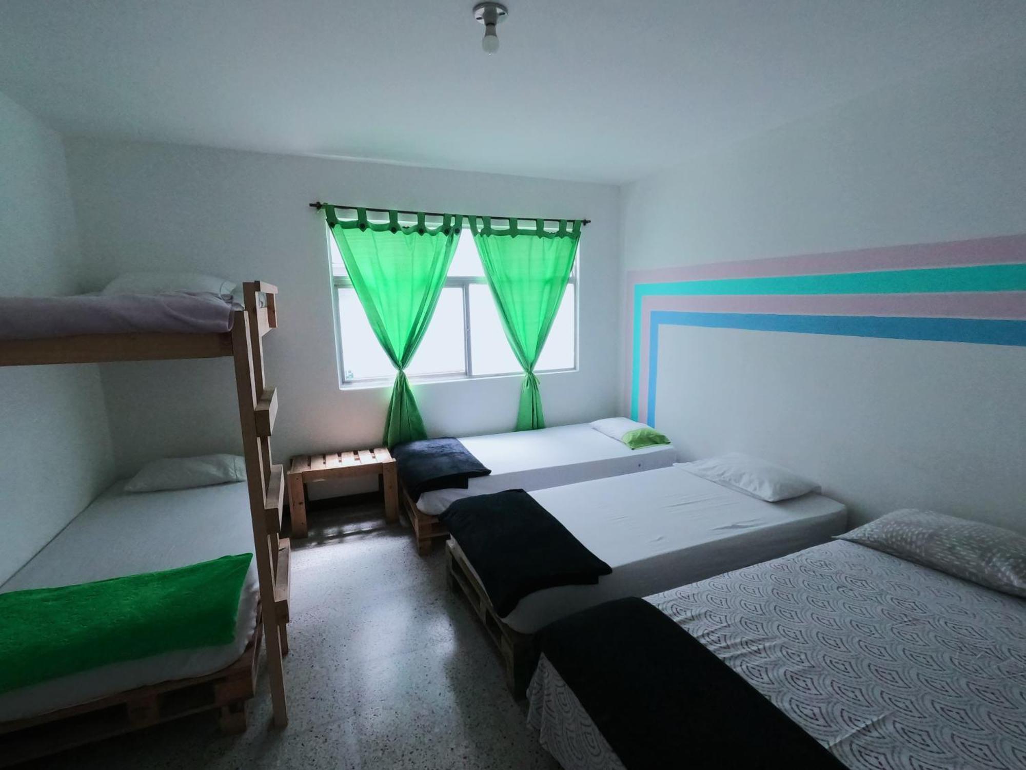 Hostal Rich Medellin Luaran gambar