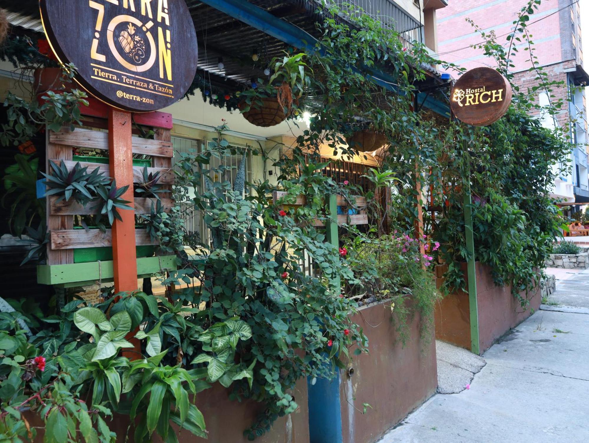 Hostal Rich Medellin Luaran gambar