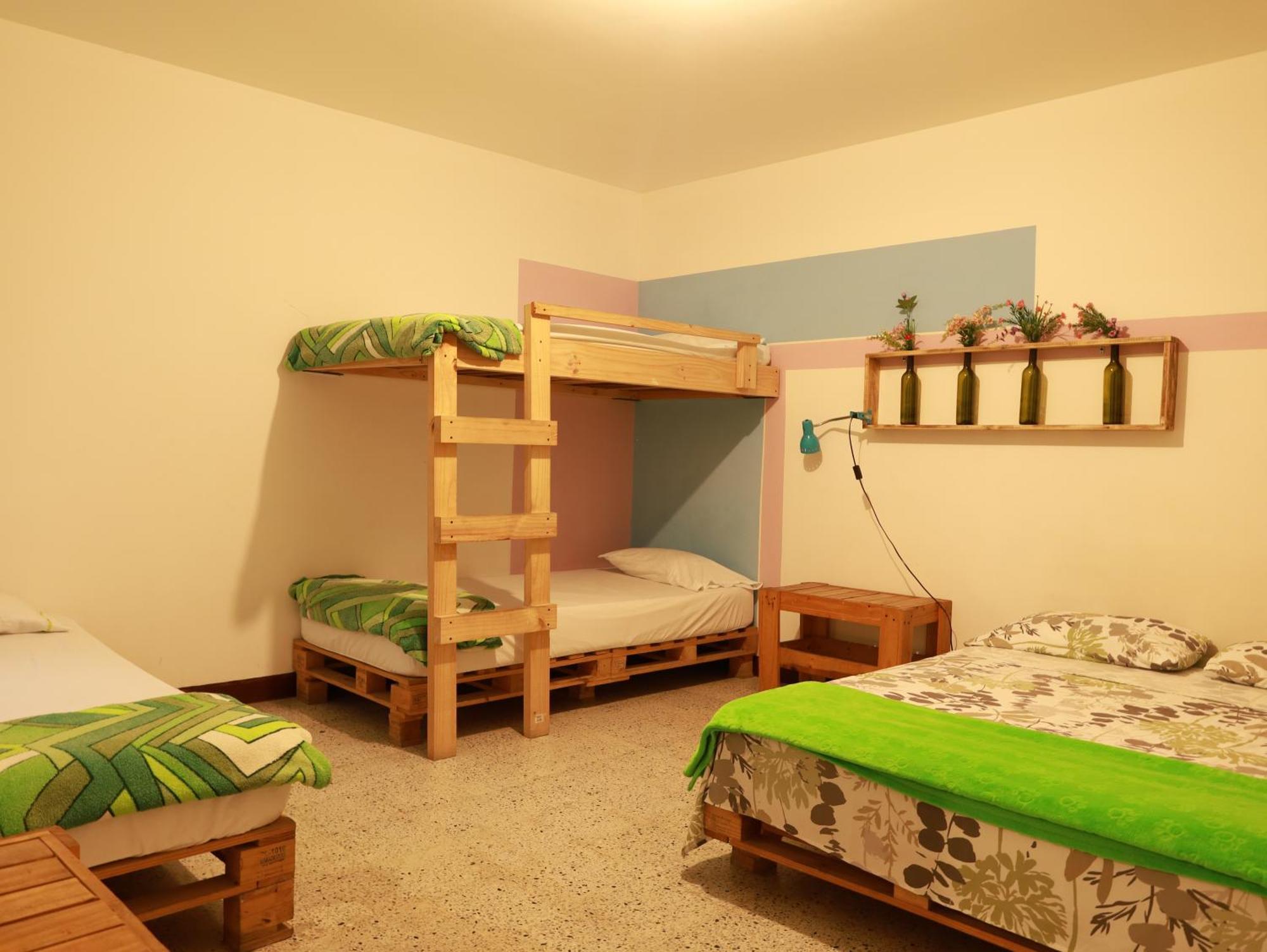 Hostal Rich Medellin Luaran gambar