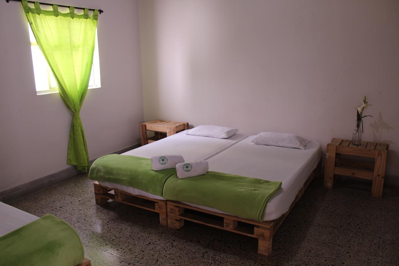 Hostal Rich Medellin Luaran gambar