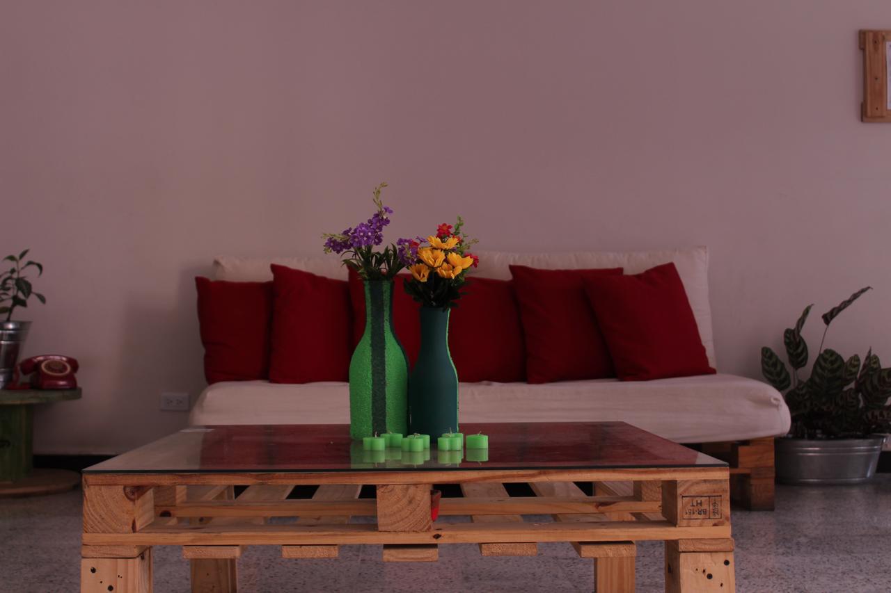 Hostal Rich Medellin Luaran gambar