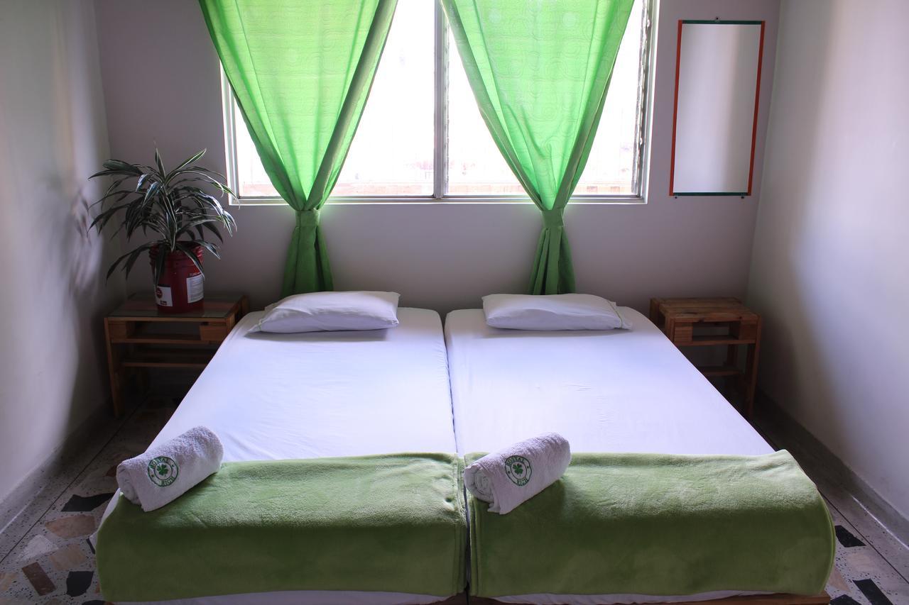 Hostal Rich Medellin Luaran gambar